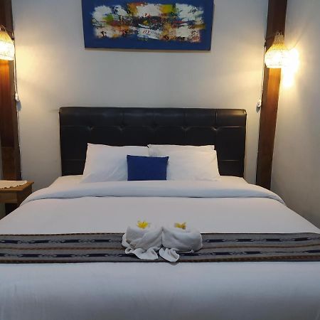 Bata Merah Homestay Banyuwangi  Buitenkant foto