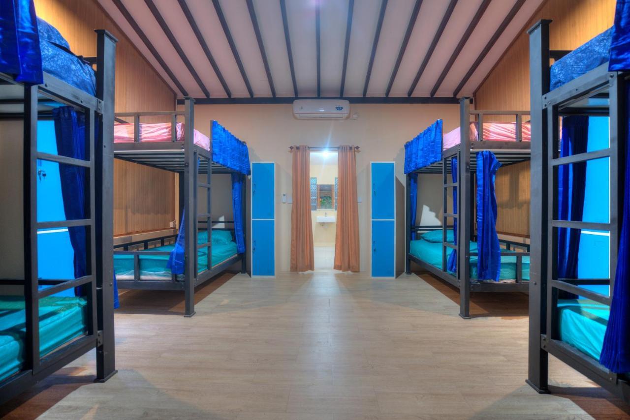 Bata Merah Homestay Banyuwangi  Buitenkant foto