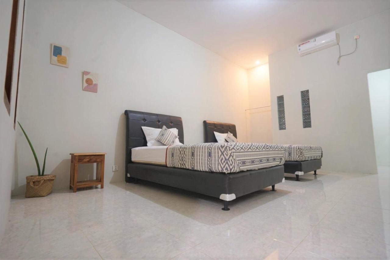Bata Merah Homestay Banyuwangi  Buitenkant foto