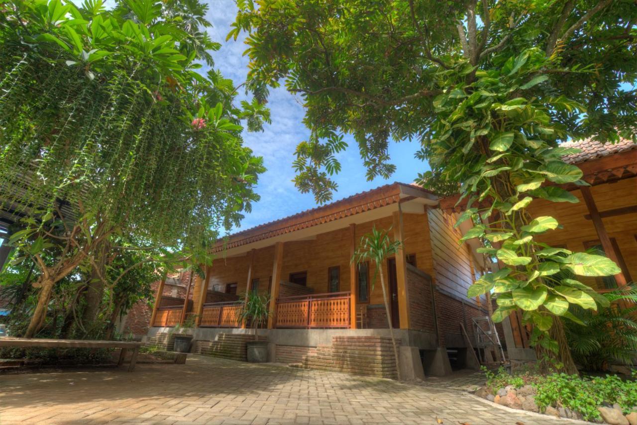 Bata Merah Homestay Banyuwangi  Buitenkant foto