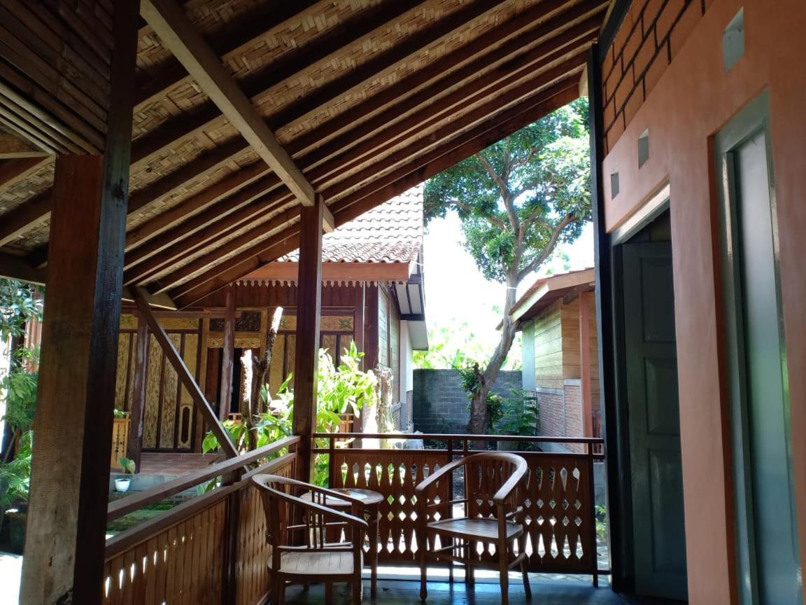 Bata Merah Homestay Banyuwangi  Buitenkant foto
