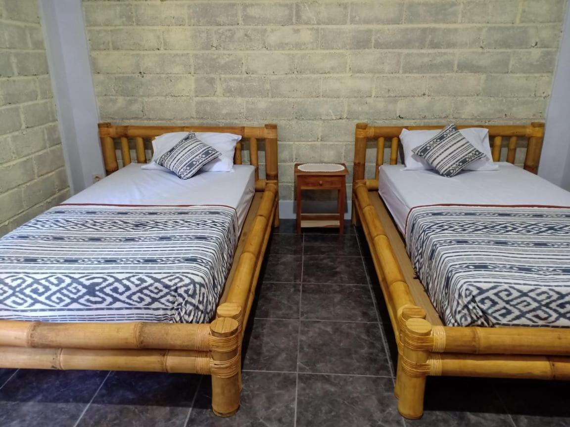 Bata Merah Homestay Banyuwangi  Buitenkant foto