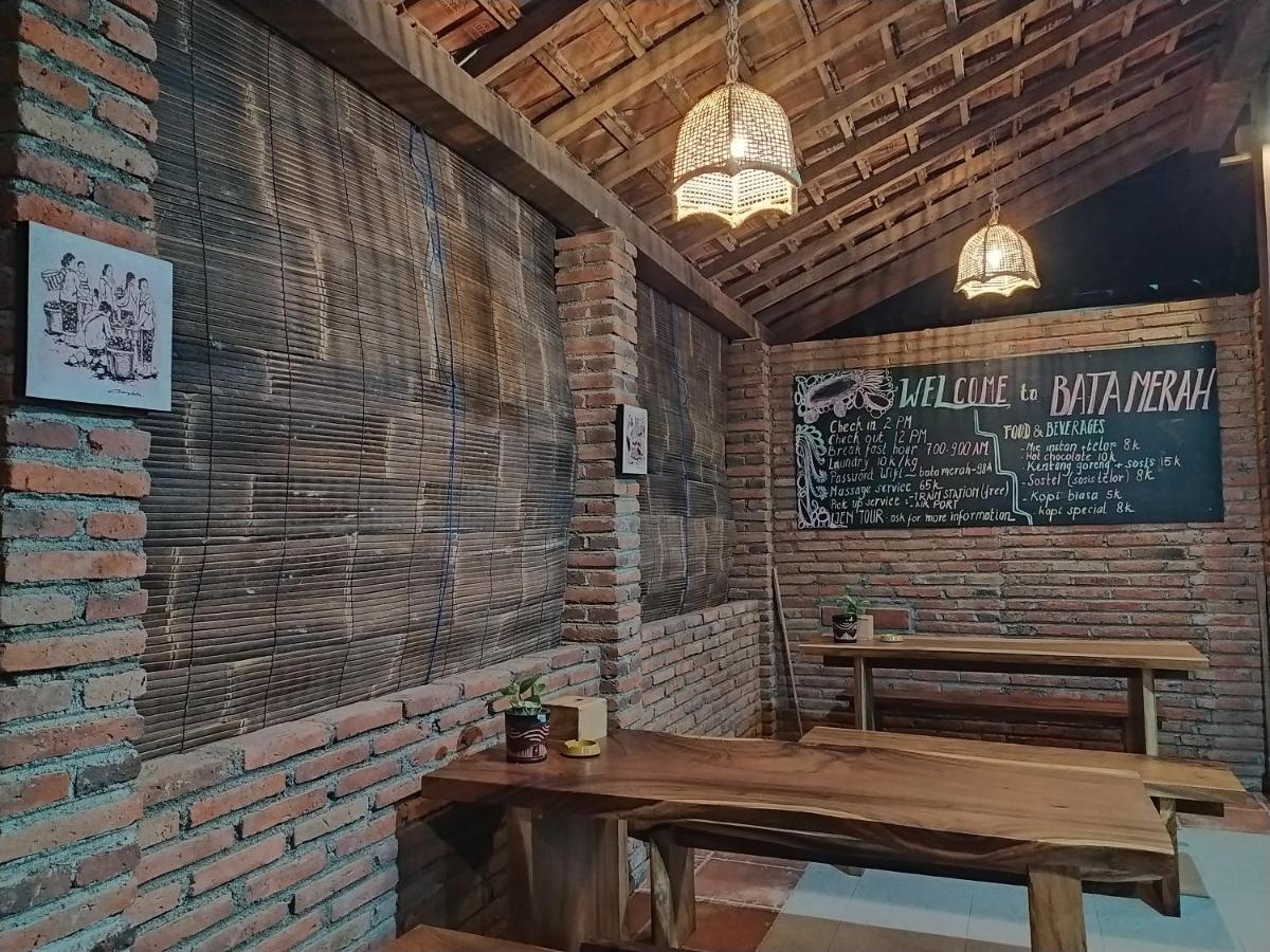Bata Merah Homestay Banyuwangi  Buitenkant foto