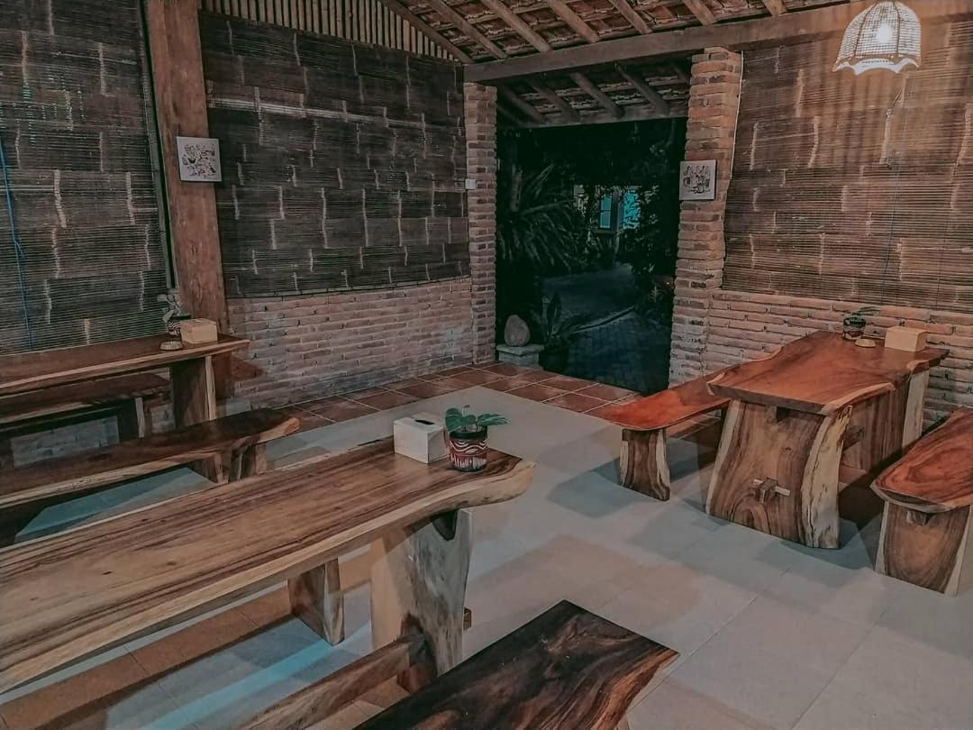 Bata Merah Homestay Banyuwangi  Buitenkant foto