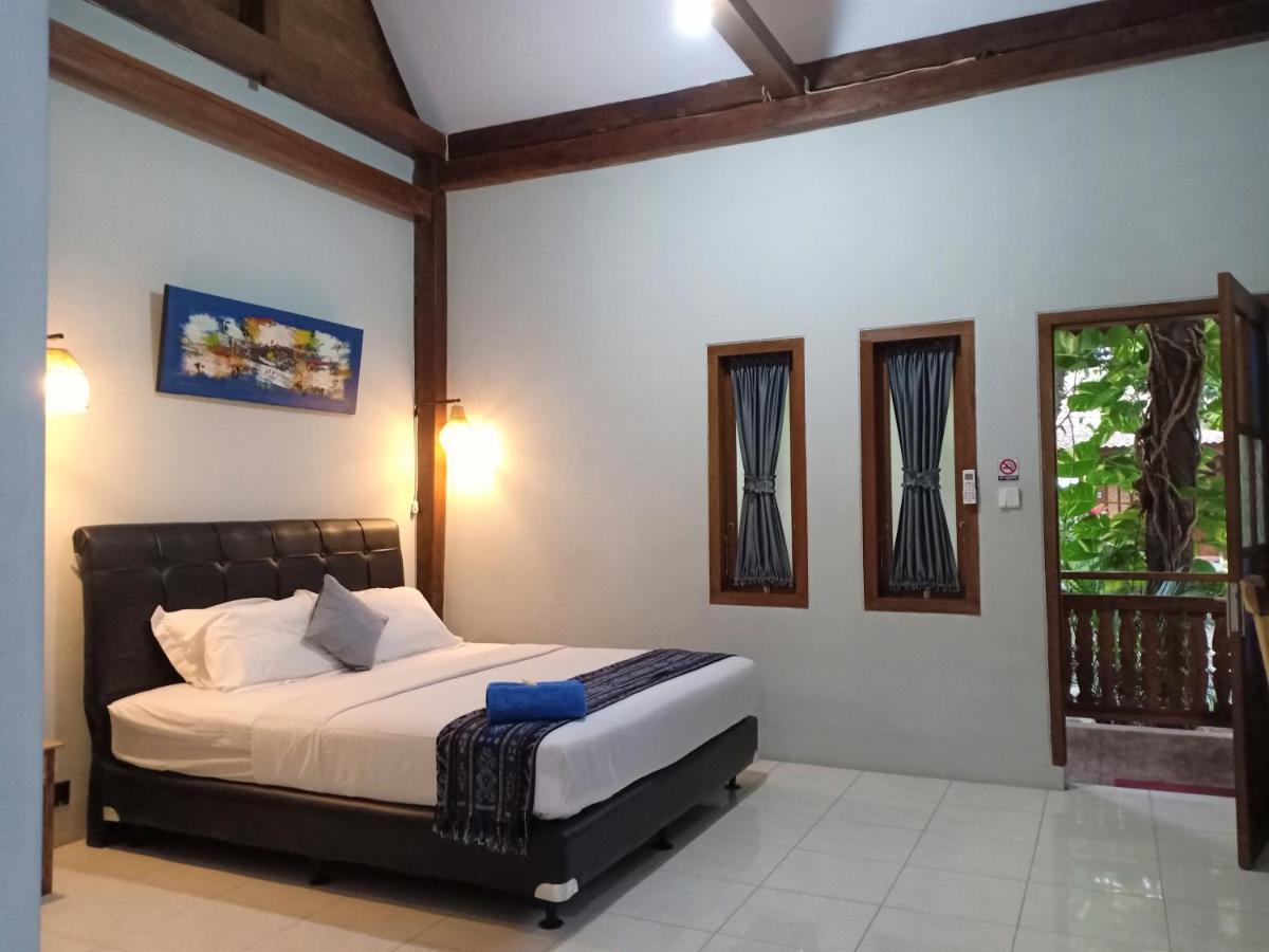 Bata Merah Homestay Banyuwangi  Buitenkant foto