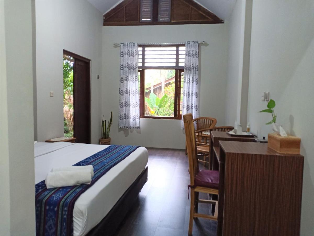 Bata Merah Homestay Banyuwangi  Buitenkant foto